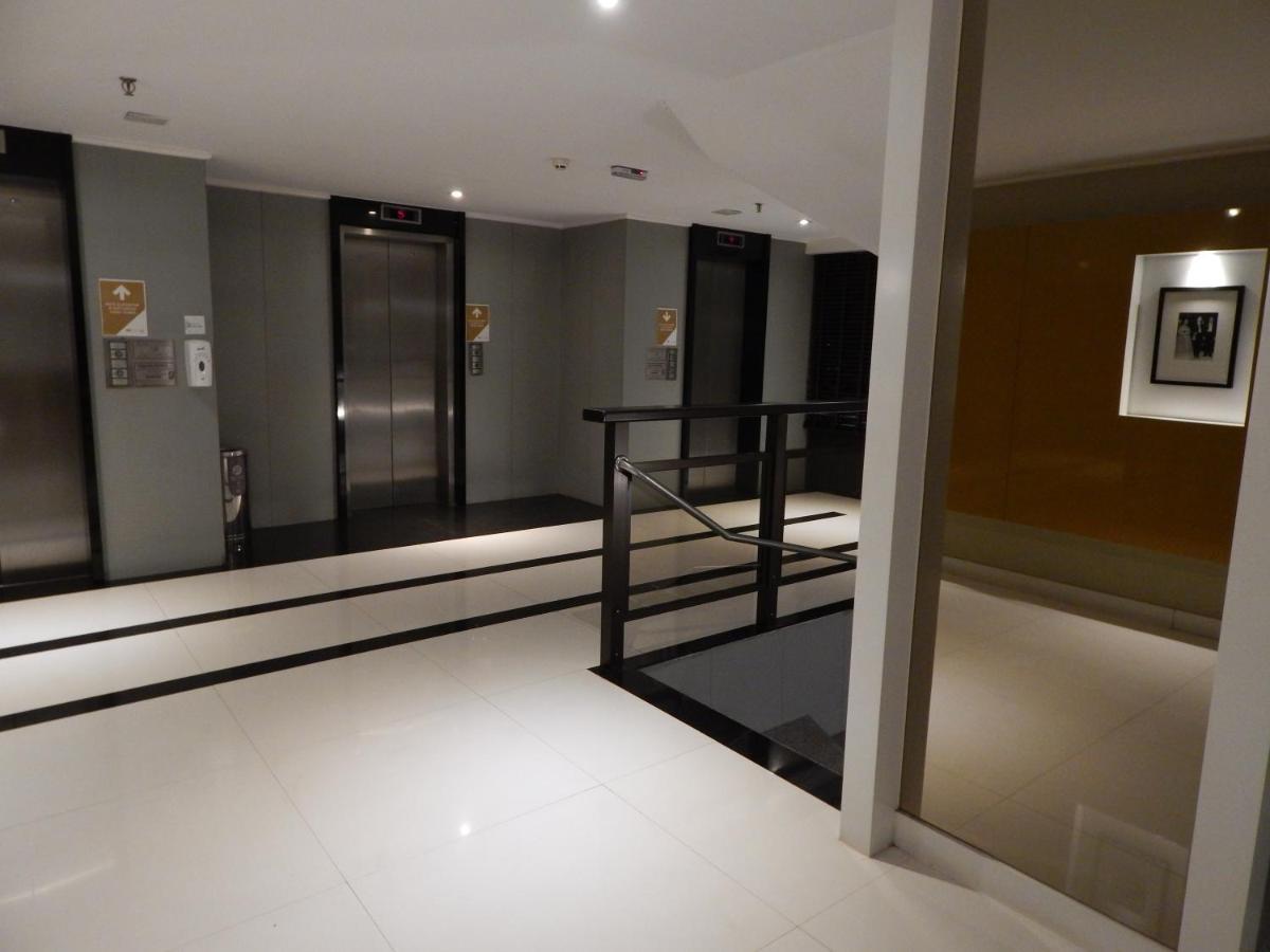Jk Apart Hotel - Kubitschek Plaza Бразилиа Экстерьер фото